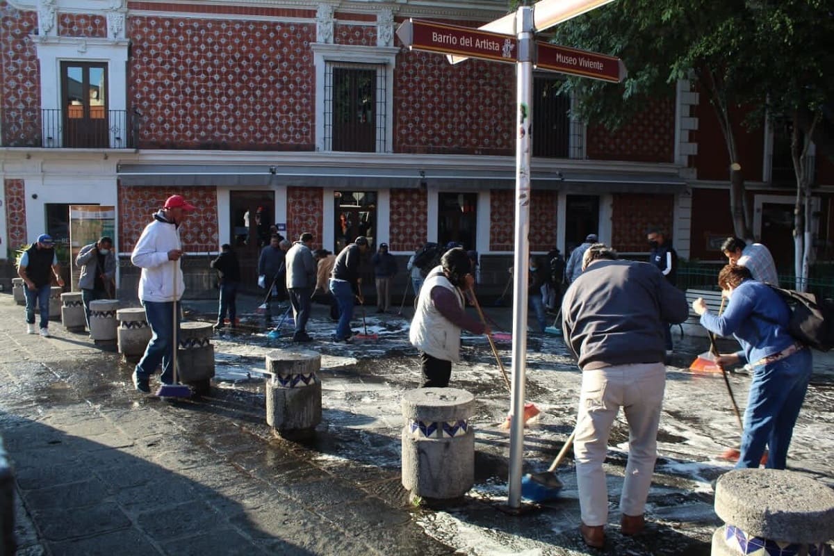Ciudadanía y Gobierno Municipal se suman a limpiar espacios públicos 2 limpieza de espacios publicos 1