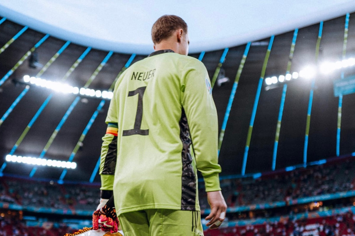 Alemania aceptará multas por apoyar a comunidad LGBT en Qatar 2 neuer 1