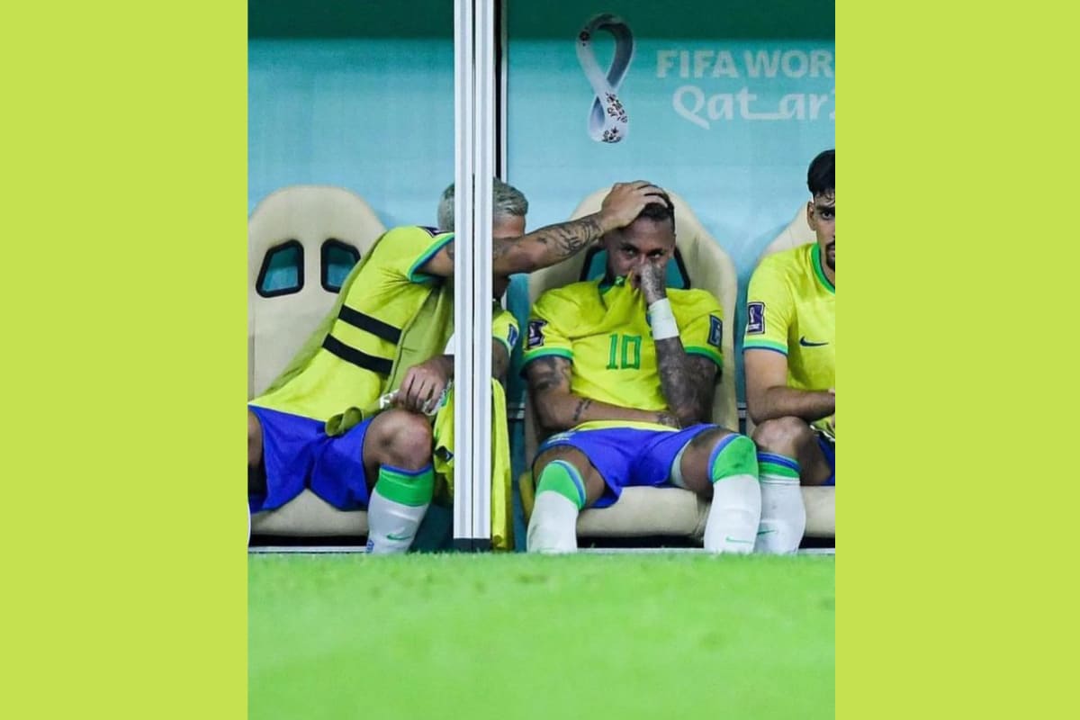 Neymar lloró tras salir de cambio contra serbia