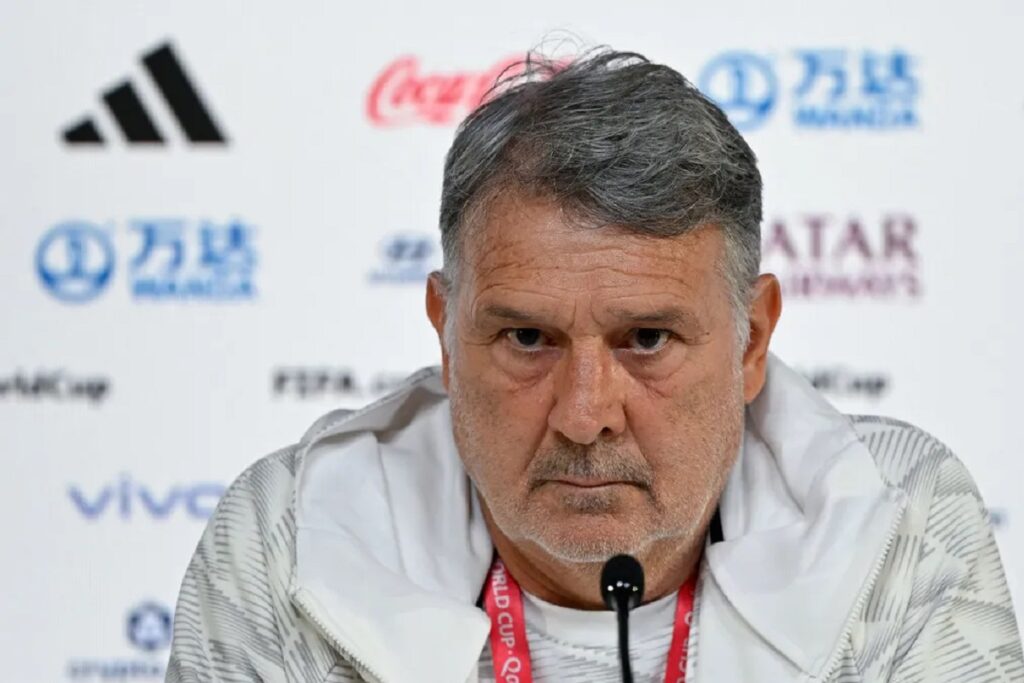 tata martino conferencia foro mediotiempojpg