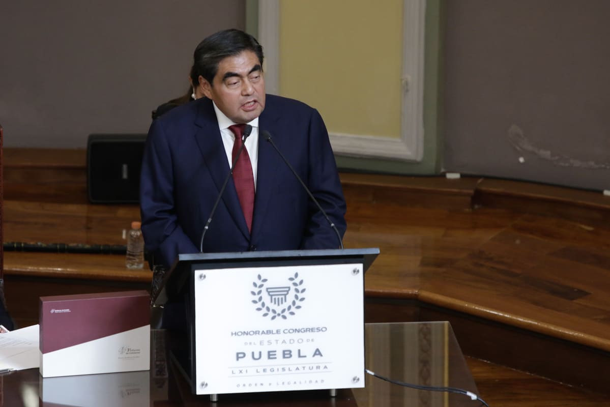 Barbosa rendirá su Cuarto Informe el 14 de diciembre en el Congreso de Puebla 2 Barbosa Cuarto Informe 1 1