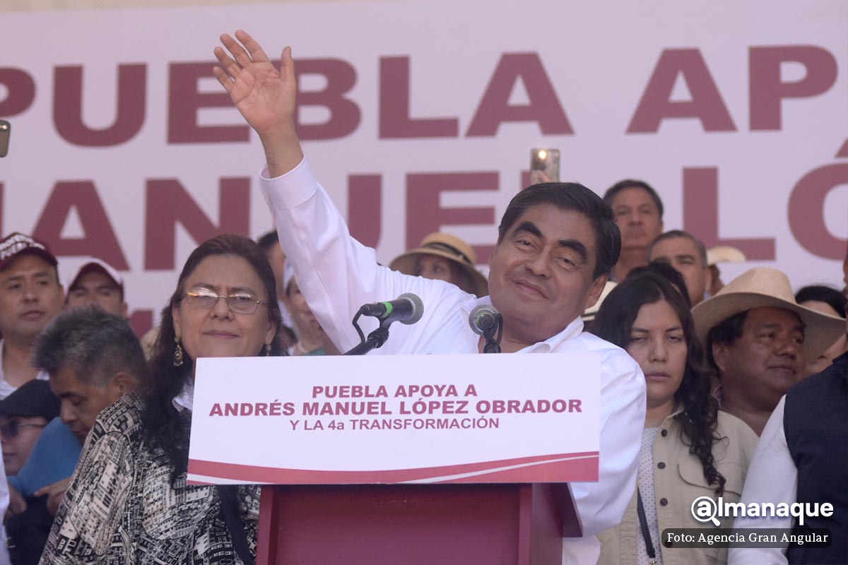 Se está construyendo una nueva clase política con conciencia social: “no es la de los fantoches” 2 CMERI equinoterapia Puebla 32