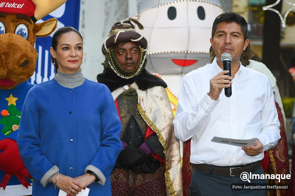 Eduardo Rivera desfile de reyes magos Puebla 5