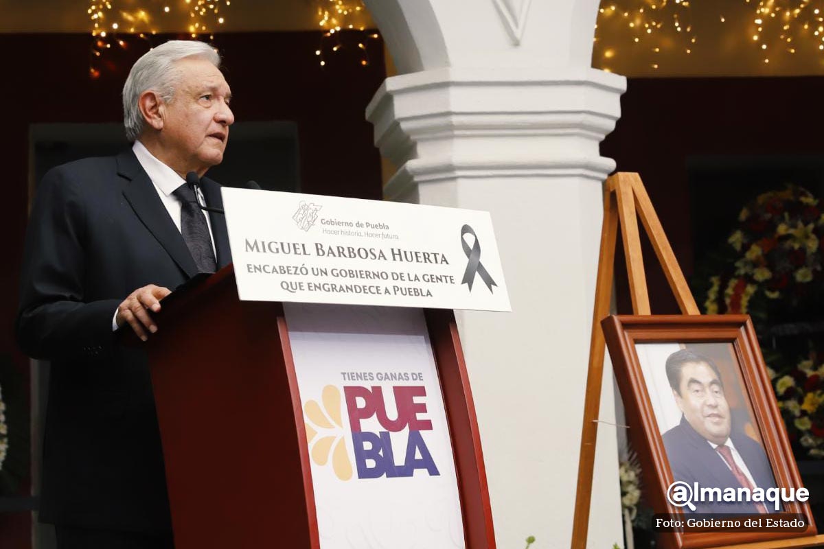 AMLO despide a Barbosa en Casa Aguayo: “hizo un buen gobierno y era afín a nuestra causa” 3 Homenaje Gobernador Miguel Barbosa Casa Aguayo 12