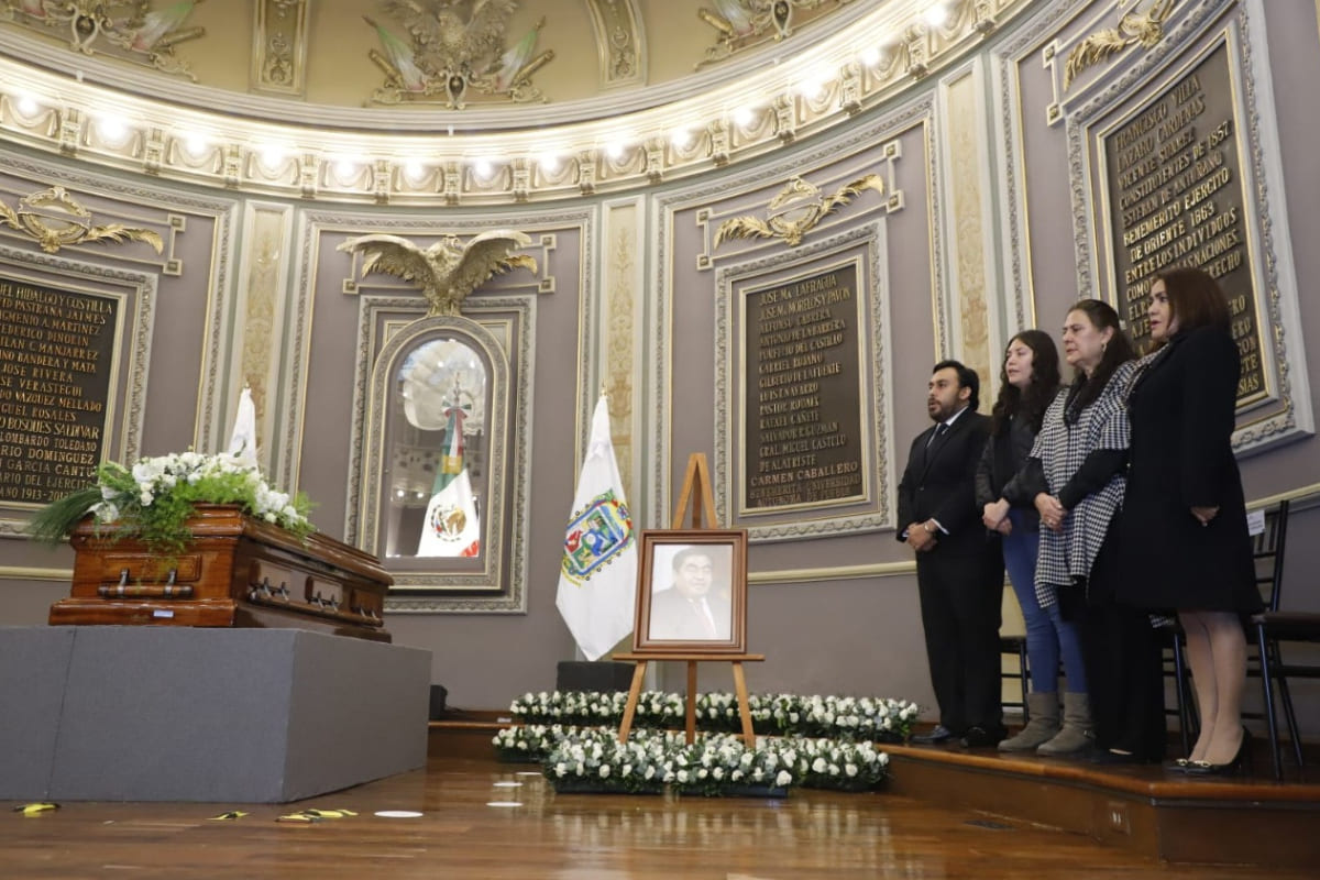 Congreso declara ausencia absoluta del gobernador de Puebla; Junta de Gobierno tendrá que proponer sustituto 2 ausencia definitiva 1