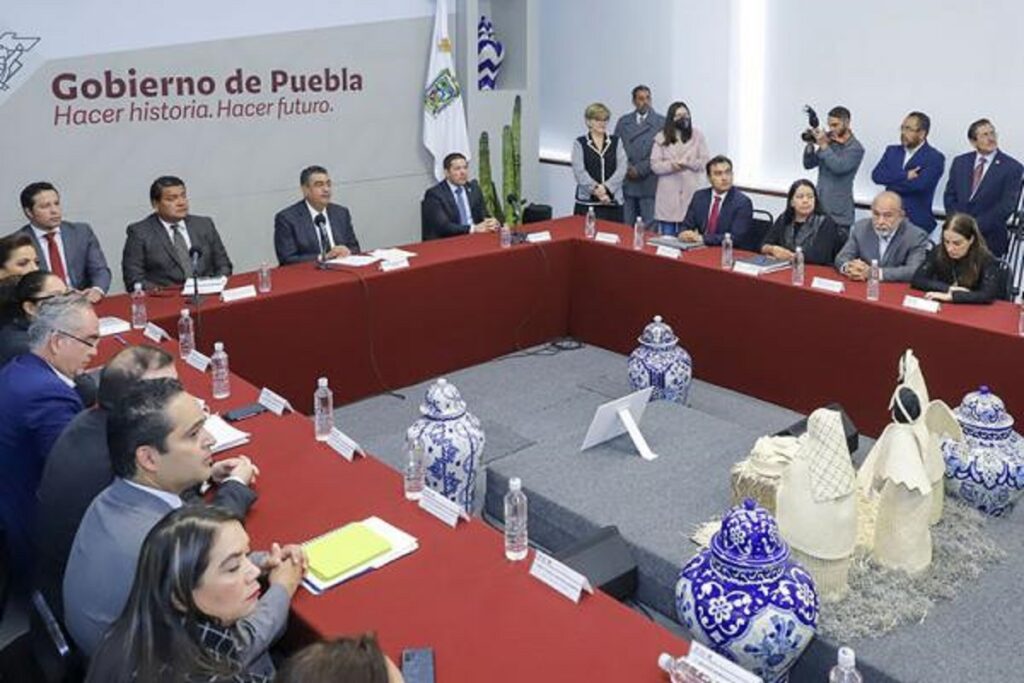 e0bf8bd87f3b68790964aa4a235884dd L