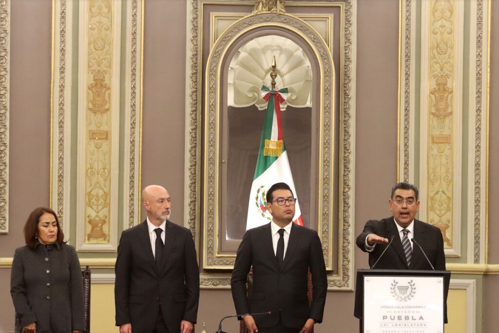 salomon cespedes toma de protesta