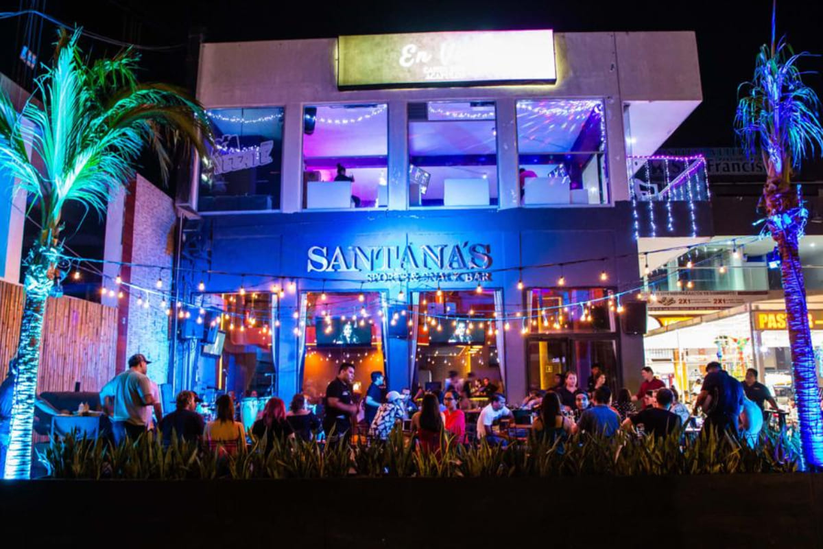 Riña en bar de Acapulco deja cinco muertos 2 santanas 1