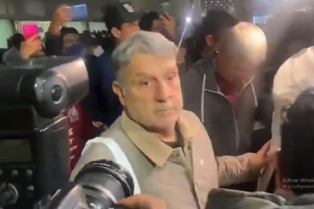 VIDEO: "Tata" Martino es recibido entre insultos y reclamos en México 2 tata martino 2