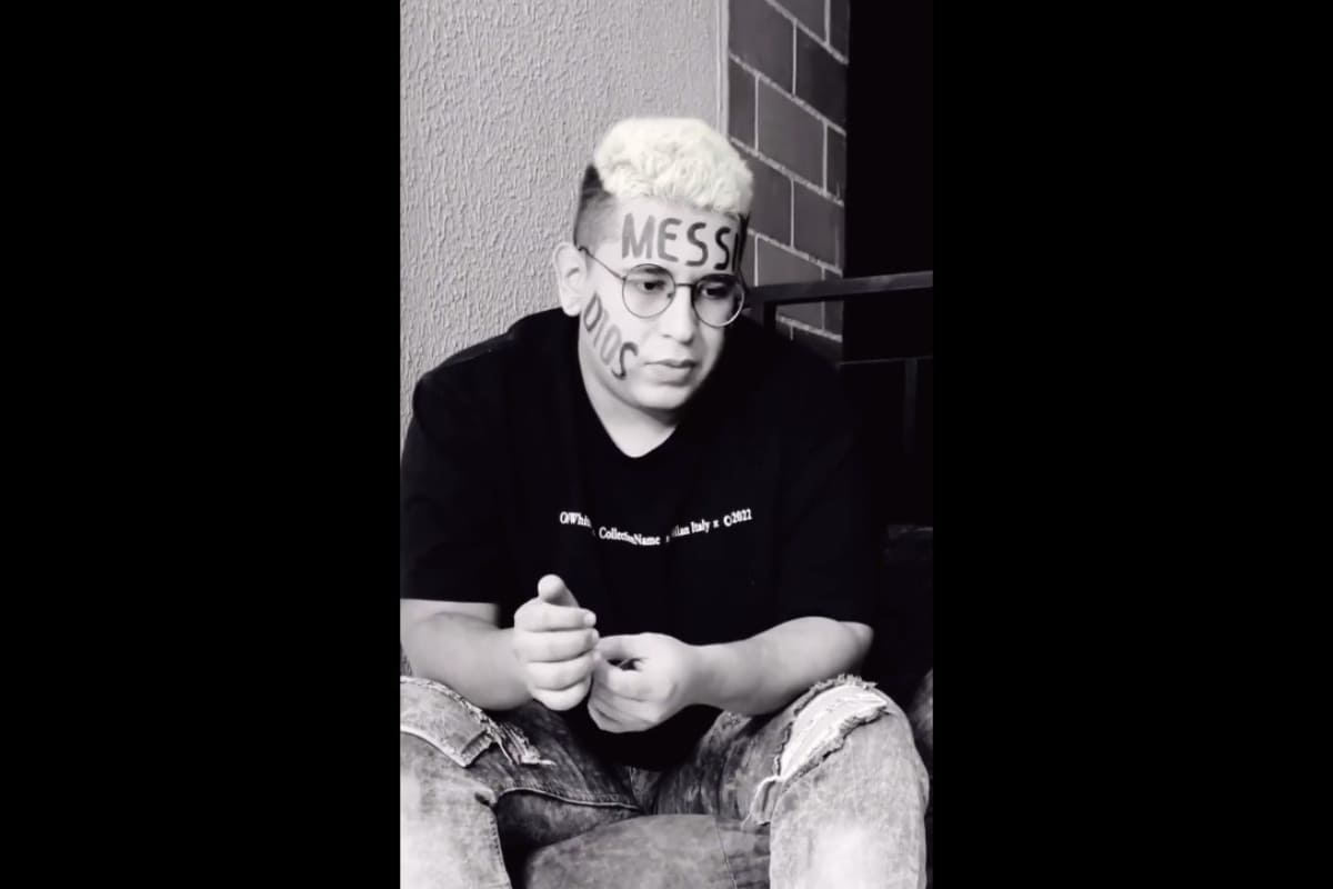 “Me trajo cosas negativas”: Influencer se tatuó "Messi" en la frente y ya se arrepintió 2 Tatuaje Messi