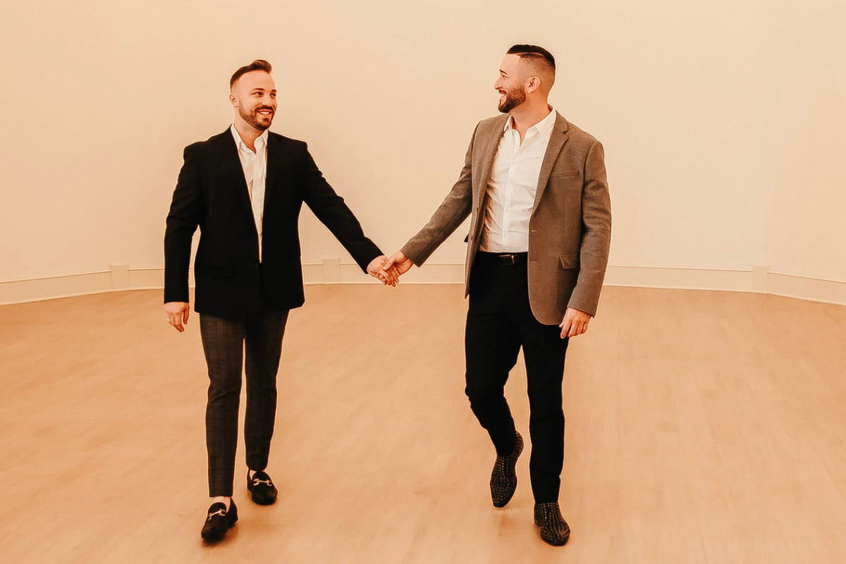 Exbeisbolista de las grandes ligas se declara homosexual, se casará con su pareja 2 tj house 1
