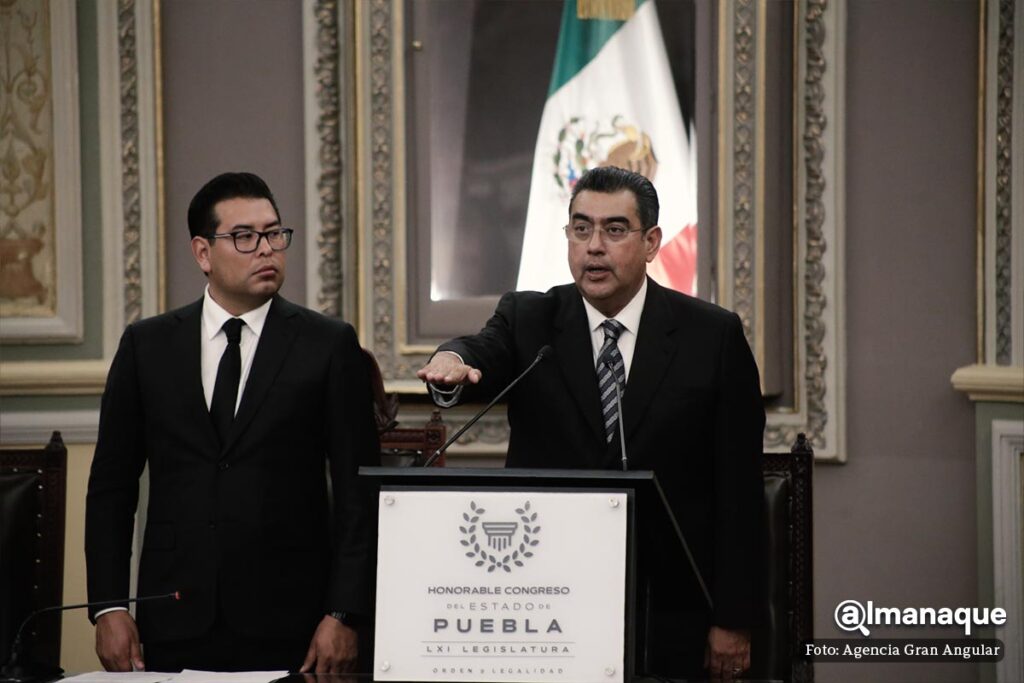 toma de protesta Sergio Salomon Gobernador Sustituto de Puebla 4