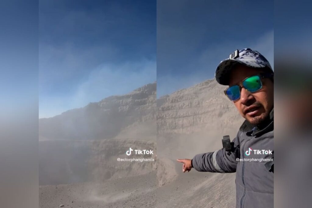 Alpinistas suben a cráter del Popocatépetl