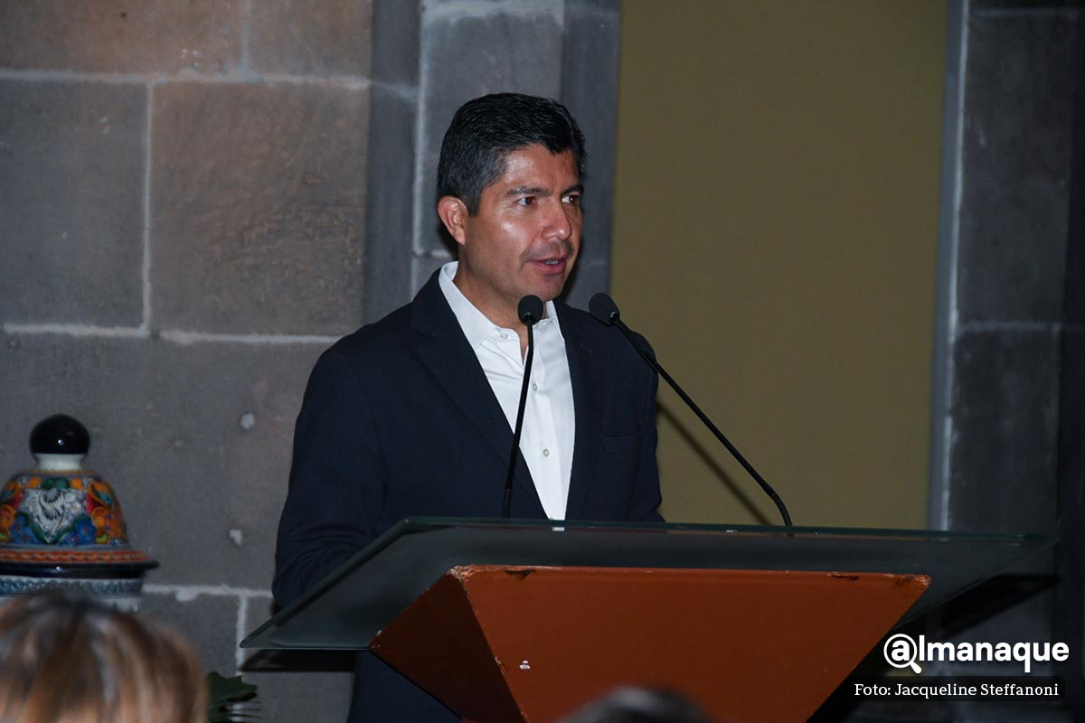 "Naranjita" atropellada en Puebla será operada este jueves: Lalo Rivera 2 Eduardo Rivera entrega certificados 2