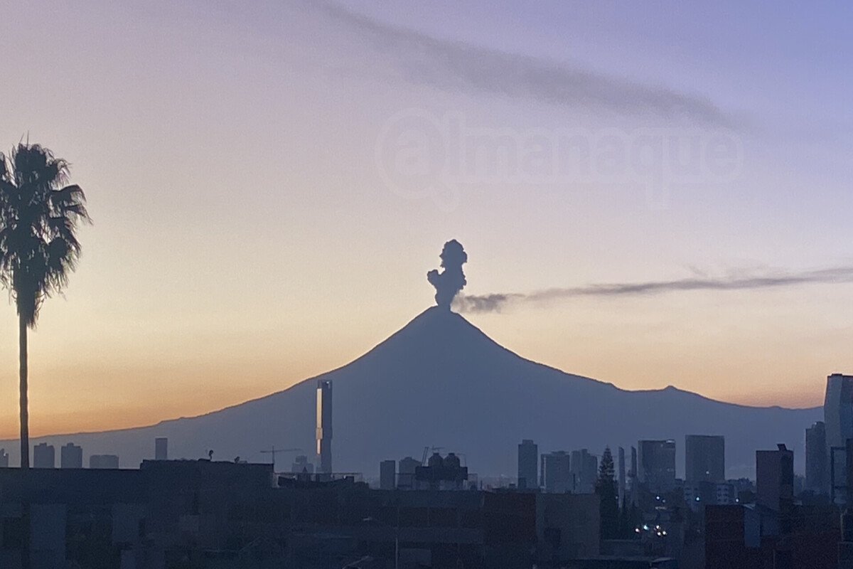 FOTOS: La impresionante fumarola del Popocatépetl este 14 de enero 3 InShot 20230114 183436646