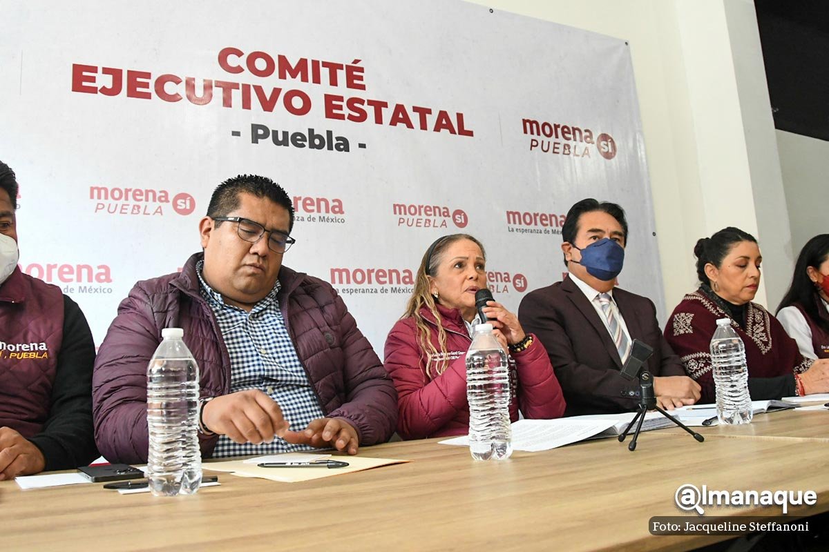 Morena Puebla Adan Agusto 4