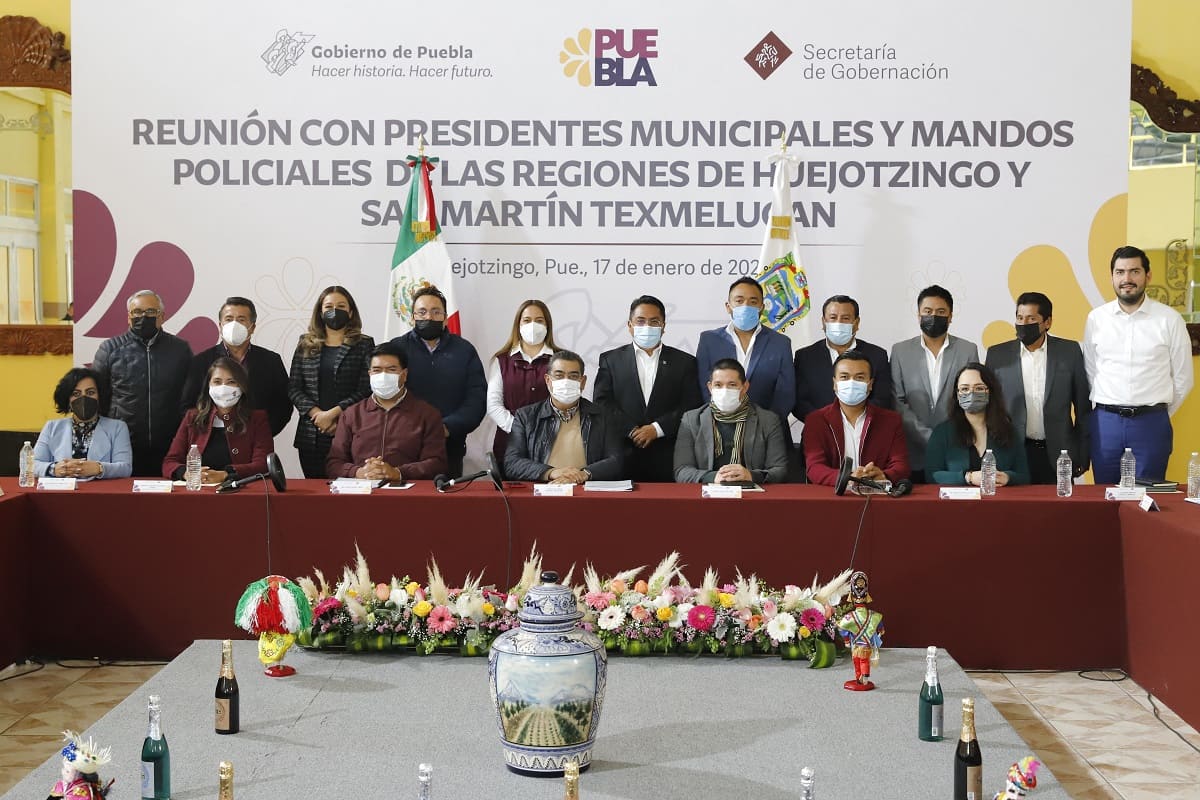 Sergio Salomon con mandos de Huejotzingo 1