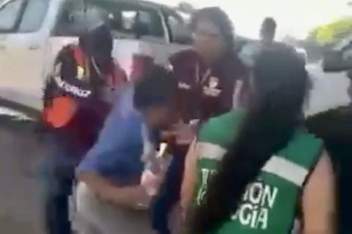 Ambulante rocía solvente a funcionaria de Salina Cruz para prenderle fuego 3 Violencia funcionaria Salina Cruz 1170x857 1