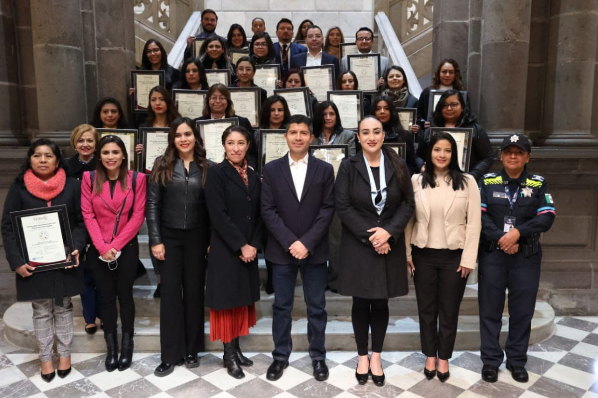 Ayuntamiento de Puebla se ratifica como una institución a favor de la igualdad y no discriminación 2 Ayuntamiento de Puebla a favor de la igualdad