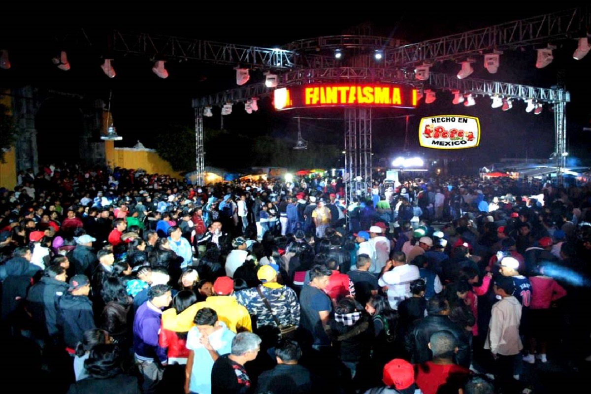 Pide Lalo Rivera a presidentes auxiliares de Puebla regular bailes sonideros 3 bailes sonideros