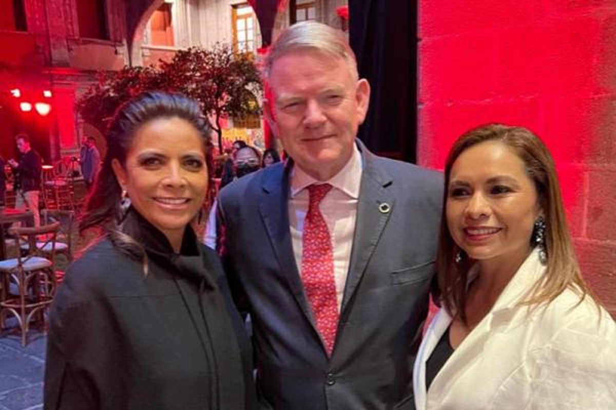 Asisten presidenta del SEDIF y secretaria de Economía a homenaje a mujeres indígenas de México y Canadá 2 canada