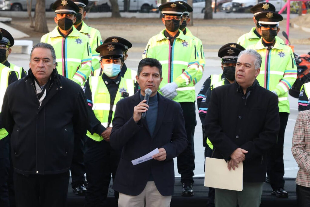 Eduardo Rivera fortalece a policía municipal