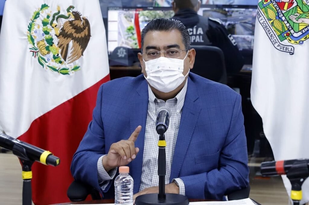 gobernador de Puebla Sergio Salomon Cespedes