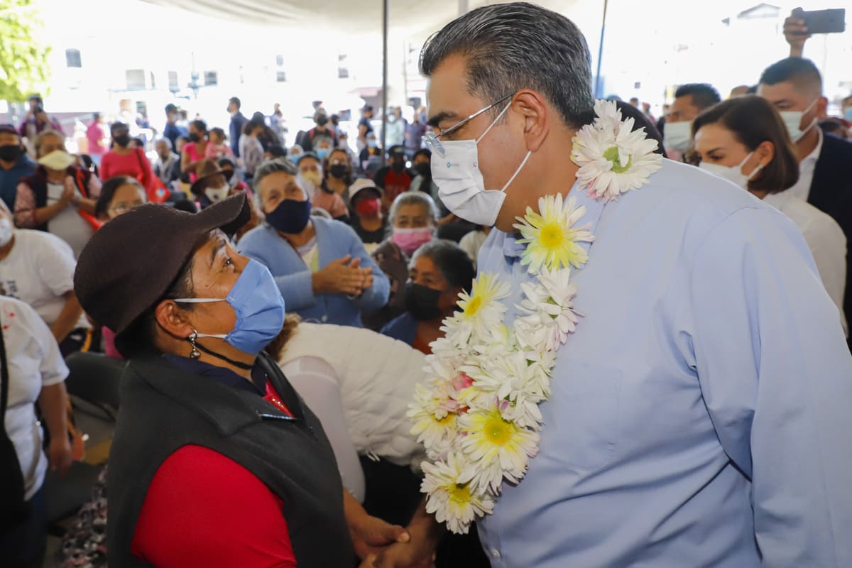 Programas sociales en Puebla no tienen etiquetas políticas: Sergio Salomón 1 programas sociales sin etiquetas sergio salomon 1 1
