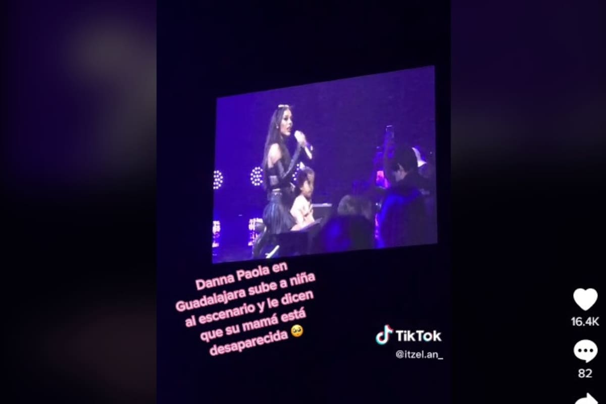 VIDEO: Danna Paola sube al escenario a niña cuya madre está desaparecida 2 Danna Paola sube a escenario a niña cuya mamá está desaparecida