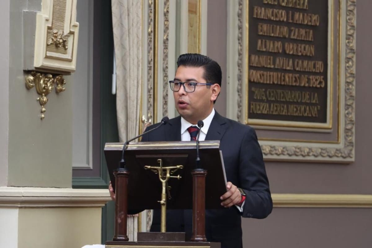Critica Néstor Camarillo fuga de priistas tras salida de Jiménez Merino del PRI 2 Néstor Camarillo critica fuga de priistas