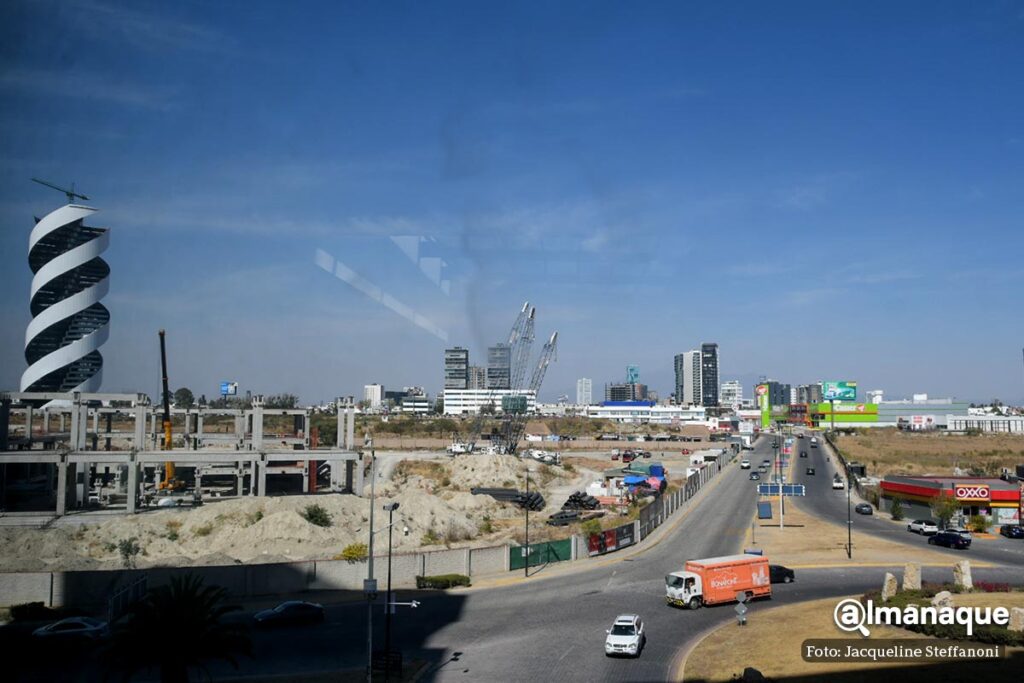 Plaza Downton construccion Puebla 10