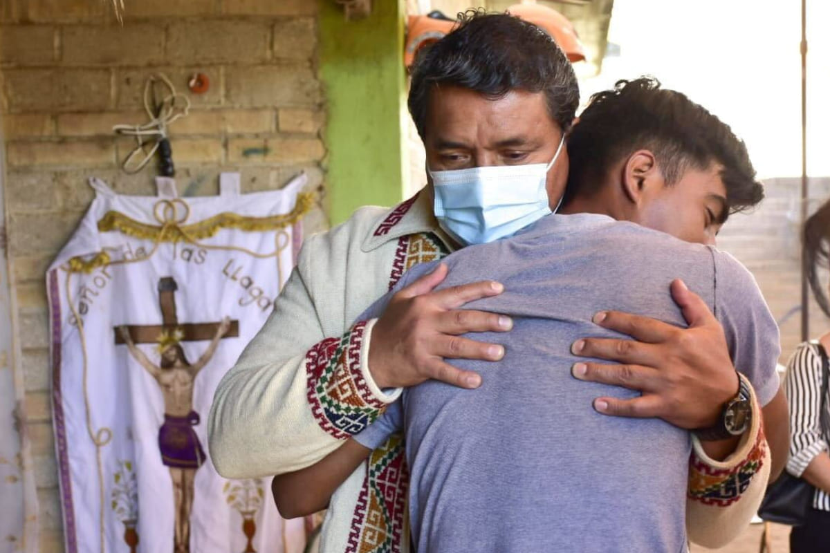 Da seguimiento gobierno estatal a víctimas y lesionados de Ajalpan 2 acompanamiento familias ajalpan 1