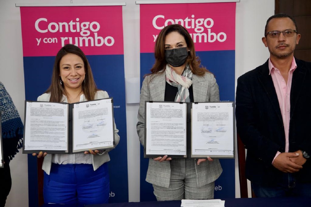 SMDIF firma convenio de colaboración con la Asociación Civil Autismo Puebla 1 asociacion civil de autismo