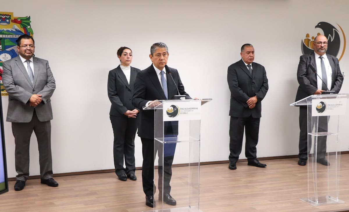 Fiscalía de Puebla ya investiga a grupo violento ligado a Roxana Luna que irrumpió en Casa Aguayo 3 gilberto higuera bernal