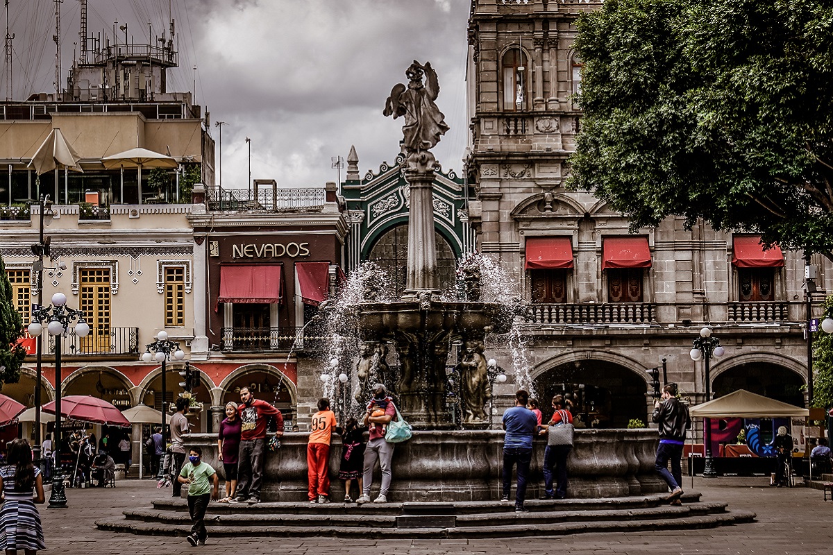 gustavo bueno 3YQhHMxYZa8 unsplash