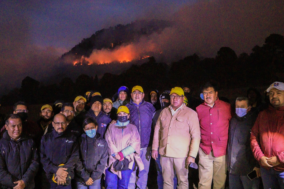En Puebla, combate frontal a los incendios: Sergio Salomón 1 incendio Atzitzintla
