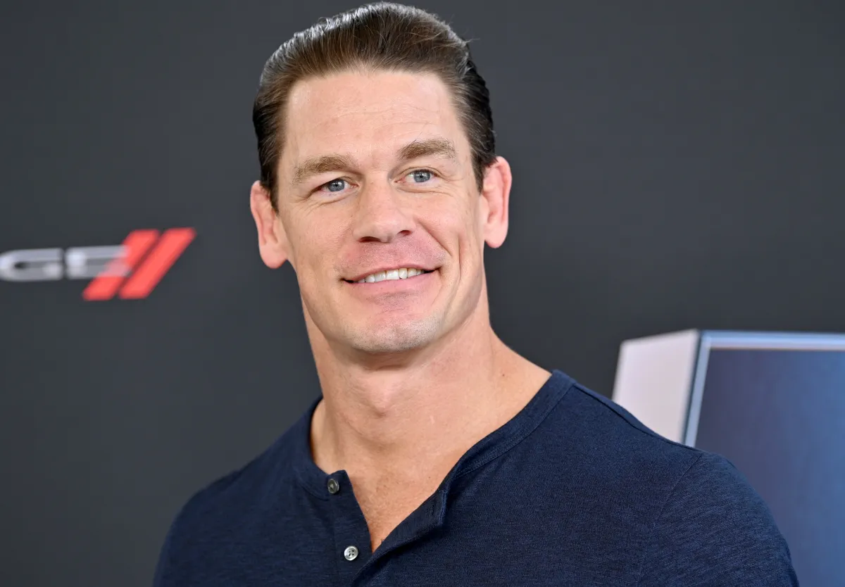 FOTOS: Captan a John Cena con falda y tacones por las calles de Australia 2 johncena getty