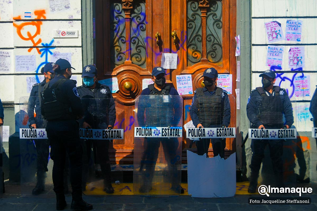 Blindarán edificio del Congreso de Puebla durante marchas del 8M 2 manifestacion trans congreso de Puebla 6