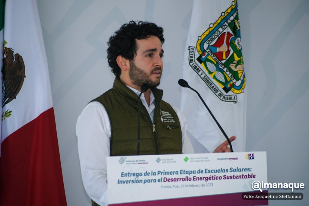 primera etapa de entrega de escuelas solares Puebla 10
