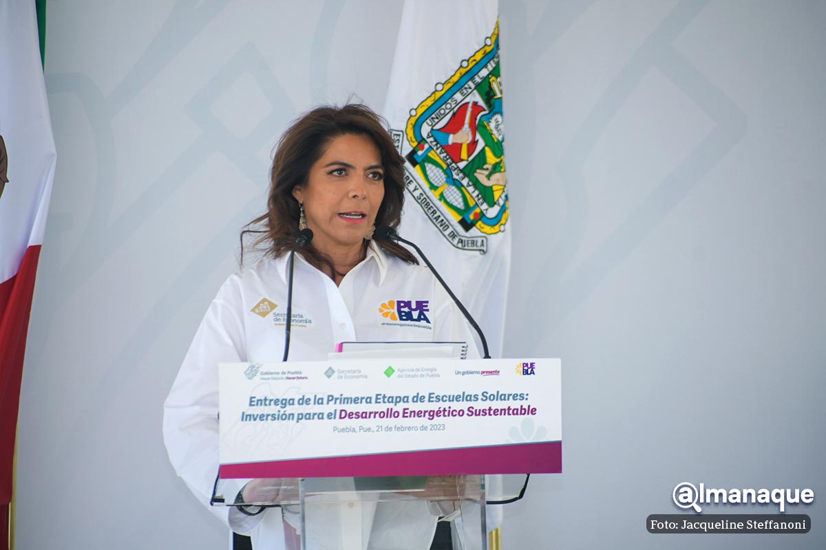 Olivia Salomón descarta colocar espectaculares en Puebla: “yo compito con trabajo” 4 primera etapa de entrega de escuelas solares Puebla 8