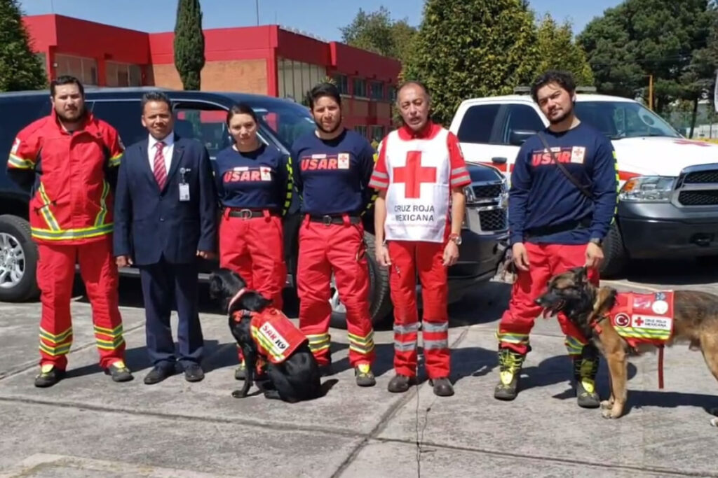 Rescatistas poblanos