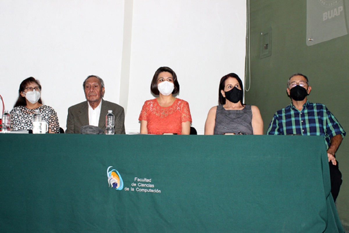 Celebran el 50 aniversario de la Licenciatura en Ciencias de la Computación 1 A FCC 1