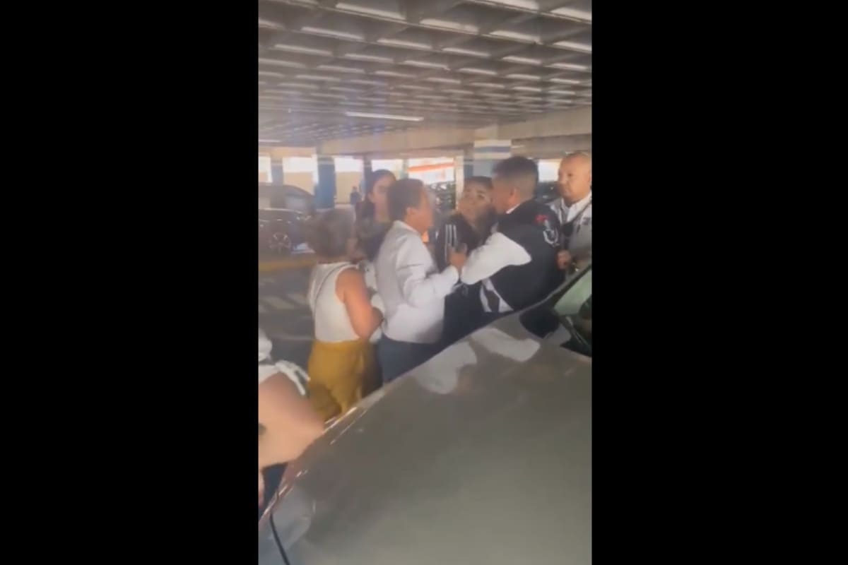 VIDEO: Tratante de personas es detenida en el estacionamiento del Instituto Oriente 2 Instituto Oriente
