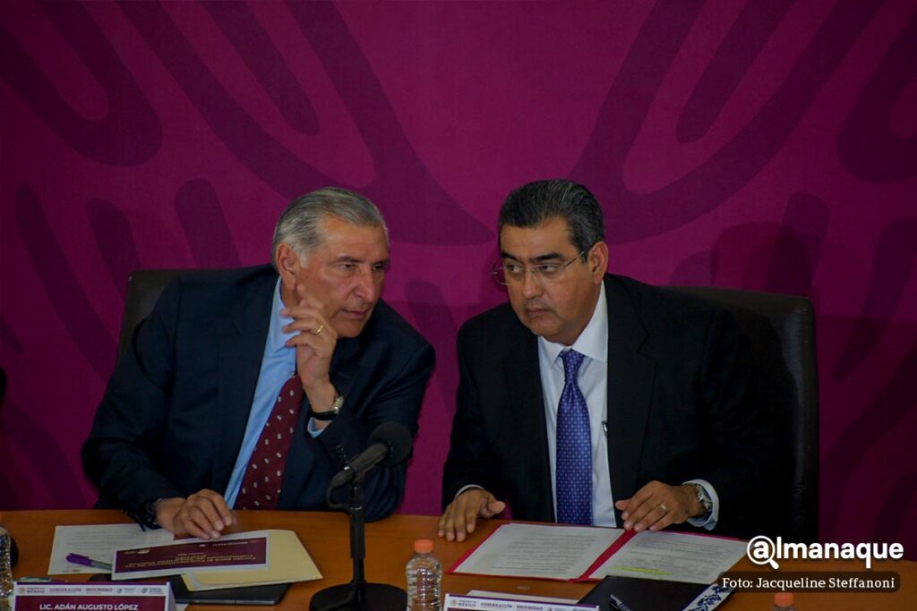 Puebla recibirá 287.1 mdp este año para seguridad; federación reconoce estrategia del gobierno estatal 38 Gobernador Sergio Salomon firma de Convenios de Coordinacion Puebla 18