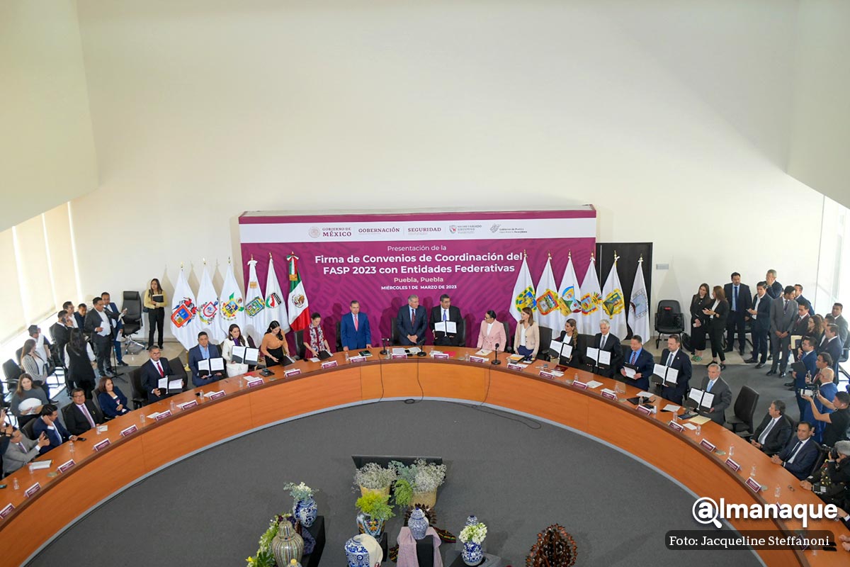 Puebla recibirá 287.1 mdp este año para seguridad; federación reconoce estrategia del gobierno estatal 23 Gobernador Sergio Salomon firma de Convenios de Coordinacion Puebla 7