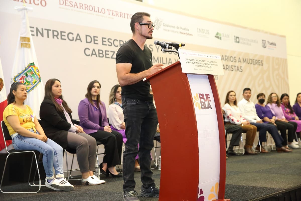 Gobierno de Puebla y Sedatu preparan proyecto de cuatro barrios originarios 2 Roman Meyer barrios originarios 1