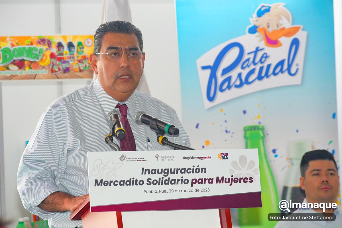 Puebla aún analiza incorporación al IMSS-Bienestar, pero traerá beneficios: Sergio Salomón 4 Sergio Salomon Mercadito Solidario para Mujeres 7