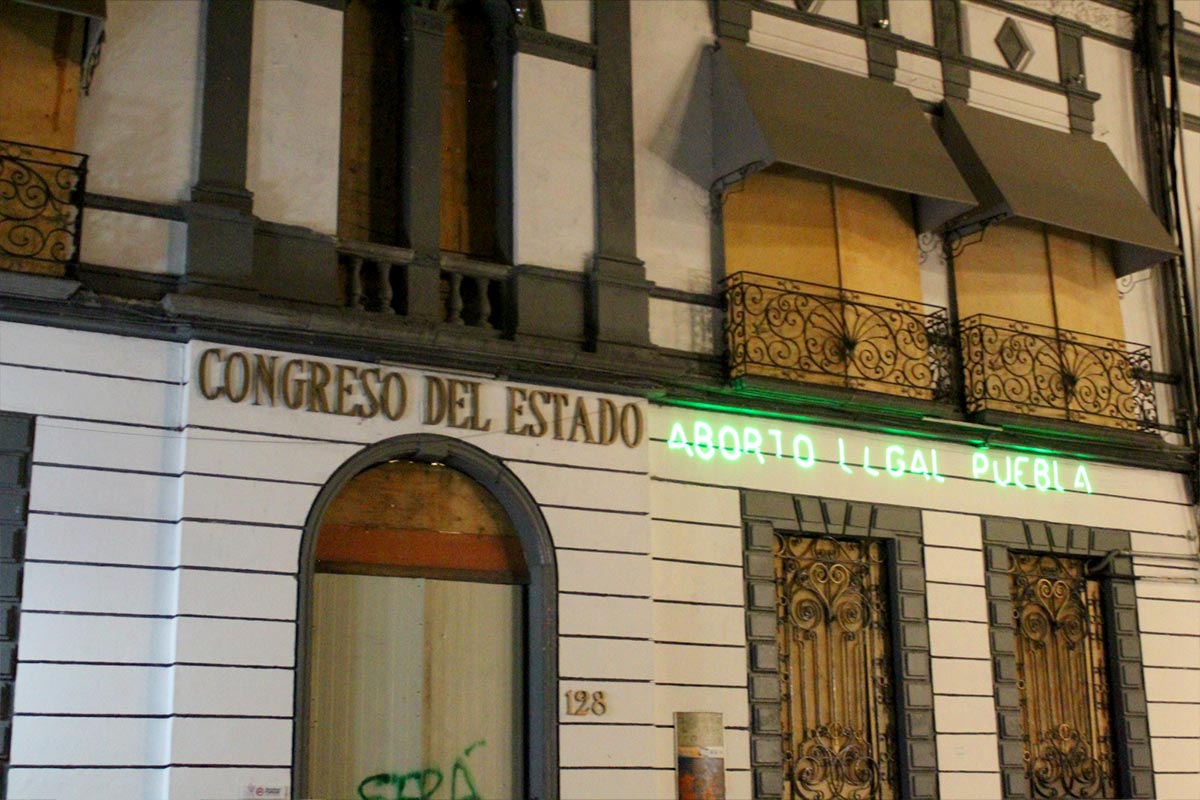 Congreso analiza consultas y mesas de trabajo para despenalización del aborto en Puebla 3 Aborto en Puebla