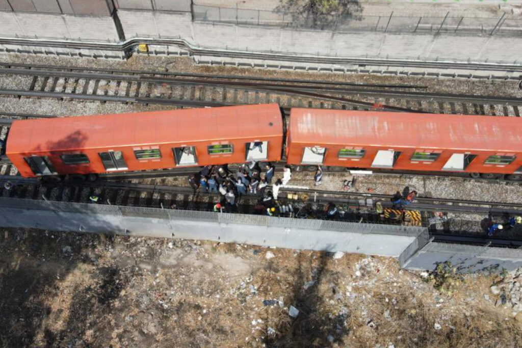 Vagón del Metro Línea 3 se descarriló