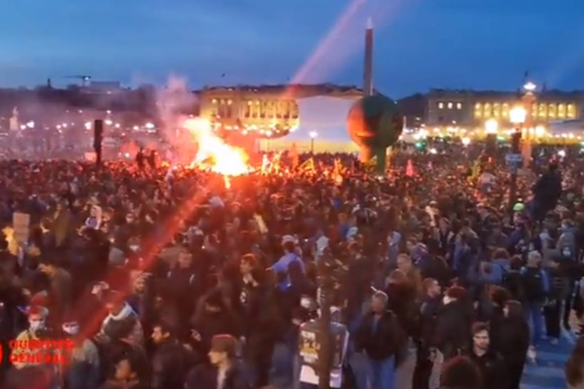 VIDEOS: Nuevas políticas de jubilación en Francia generan disturbios 3 disturbios en francia por nuevas políticas de jubilación